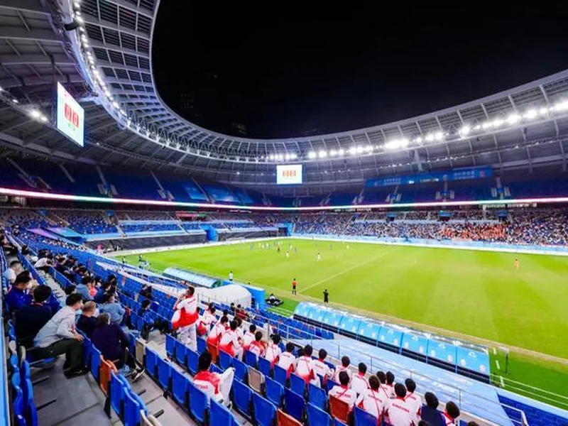 完美融入!廷伯:埃泽上演帽子戏法不是巧合,他很努力性格也很好